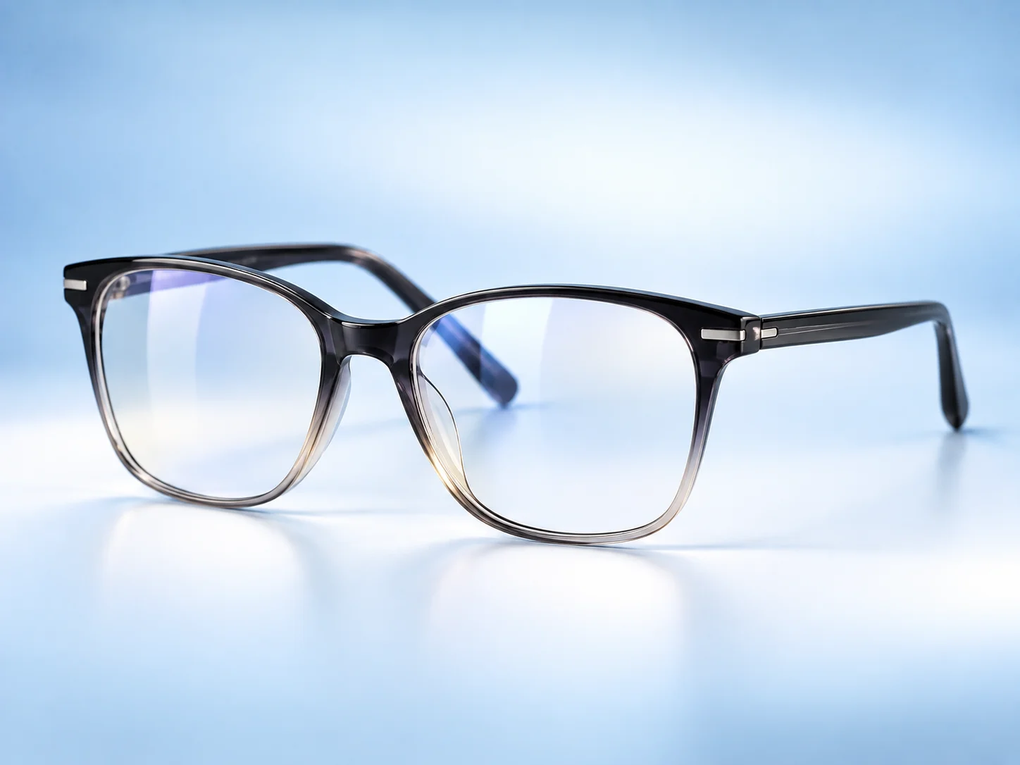 Anti-fatigue lenses for screen use